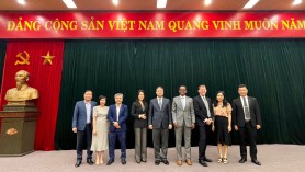 Thứ trưởng Đỗ Thắng Hải tiếp và làm việc với ông Anand Stanley, Chủ tịch Airbus khu vực châu Á – Thái Bình Dương