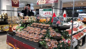 Bia Hà Nội, vải thiều Bắc Giang đã lên kệ siêu thị châu Âu đã một thời gian và hiện vẫn được ưa chuộng