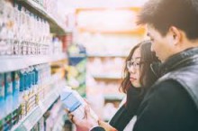 China’s retail sector shows signs of recovery