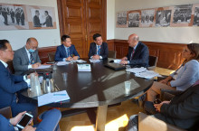 Minister of Industry and Trade Nguyen Hong Dien attended some bilateral meetings on sidelines of 12th WTO Ministerial Conference in Geneva, Switzerland